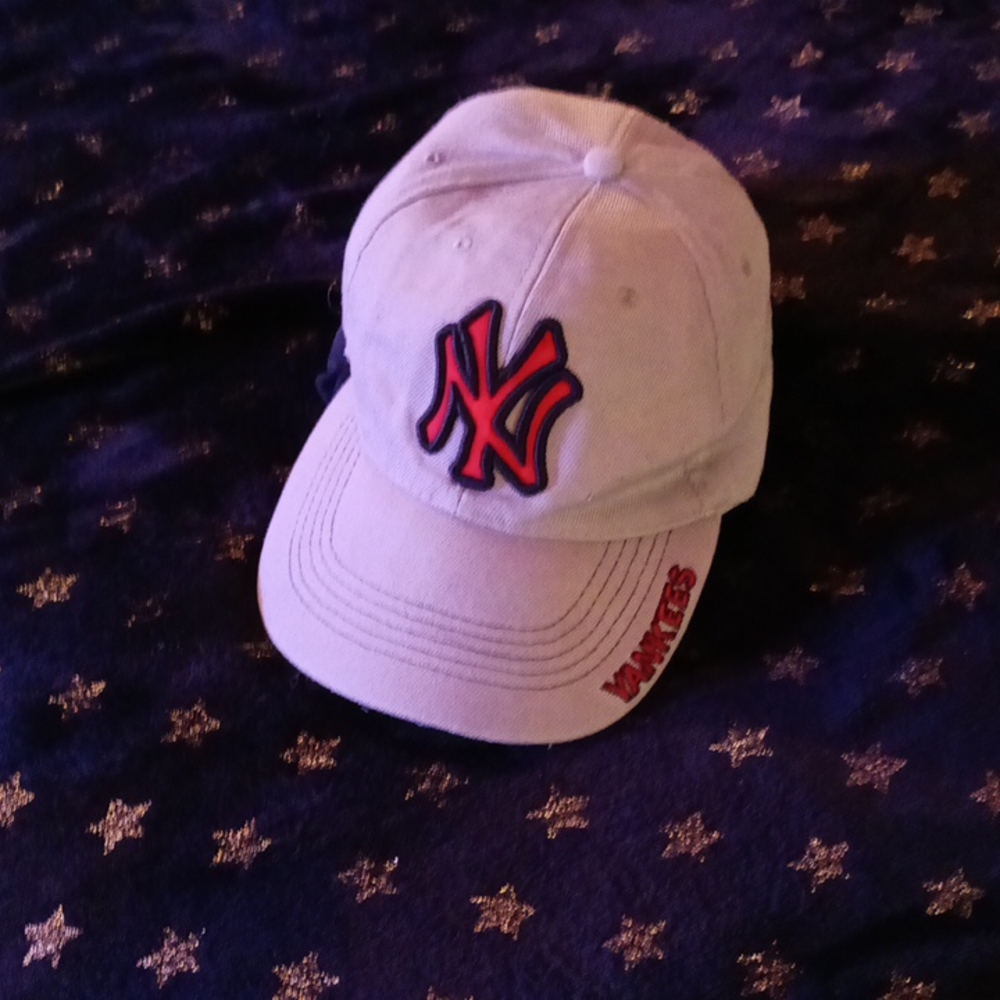 Yankees hat